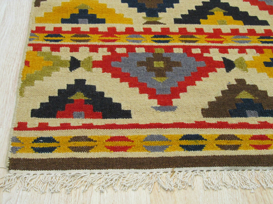 EORC Handwoven Wool Ivory Traditional Geometric Kilim Rug